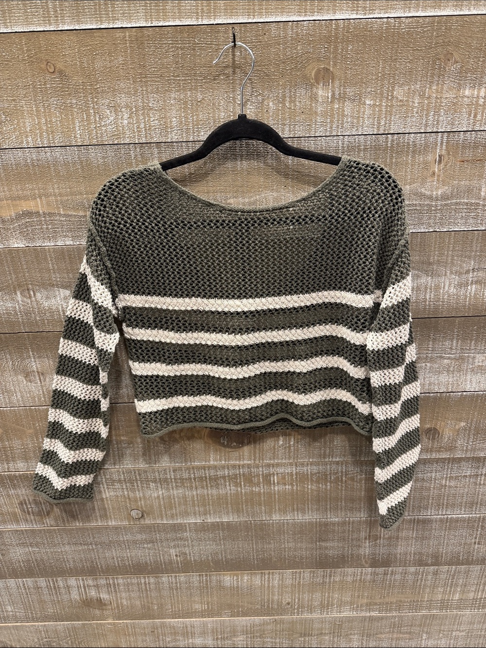 American Eagle - Striped Olive & Cream Knit Women's Sweater size small